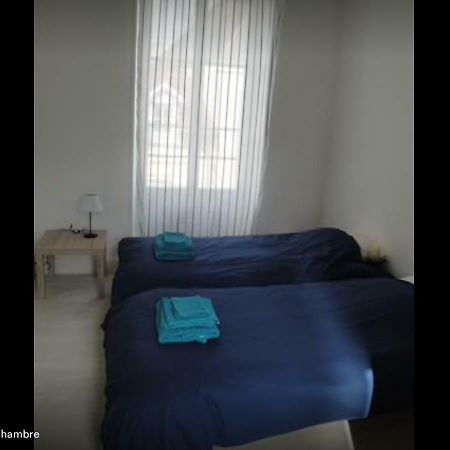 Flat Lägenhet Auxerre Exteriör bild